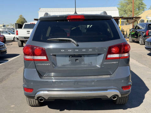 2018 Dodge Journey Crossroad
