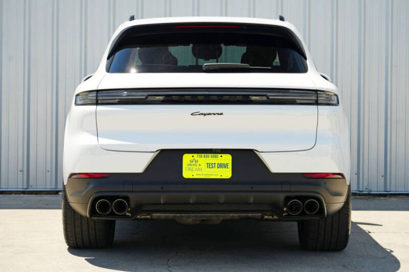 2024 Porsche Cayenne
