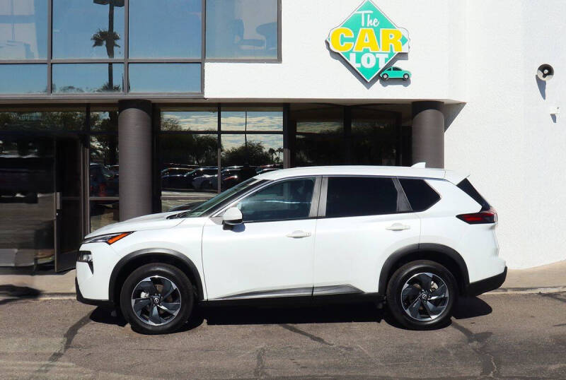 2024 Nissan Rogue SV