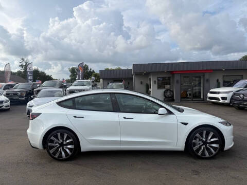 2025 Tesla Model 3 Long Range