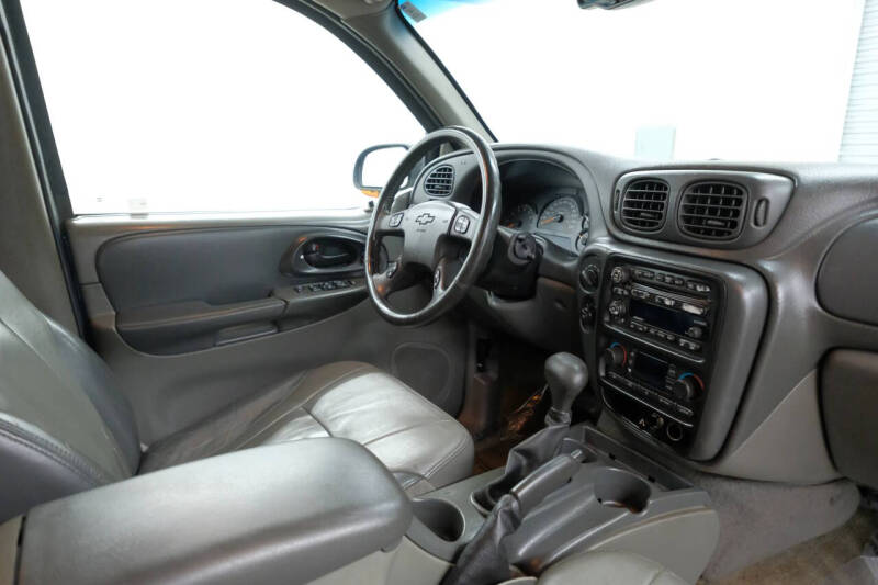 2003 Chevrolet TrailBlazer LTZ