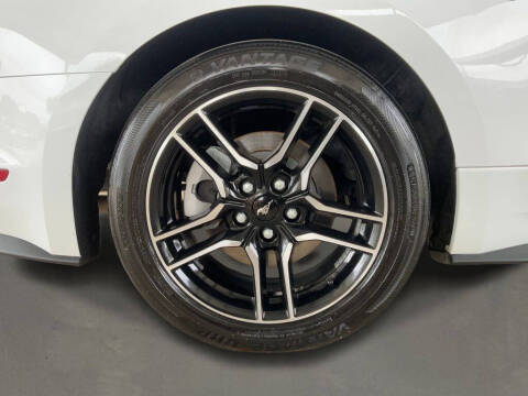 2022 Ford Mustang EcoBoost Premium