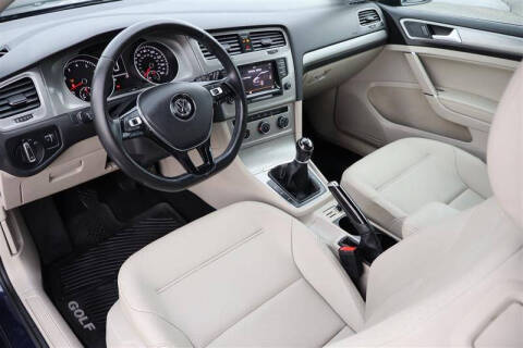 2015 Volkswagen Golf TSI S