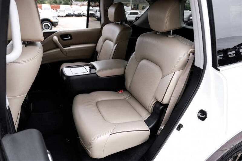 2017 Nissan Armada Platinum