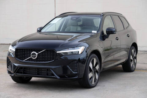 2025 Volvo XC60 T8 Plus Dark Theme