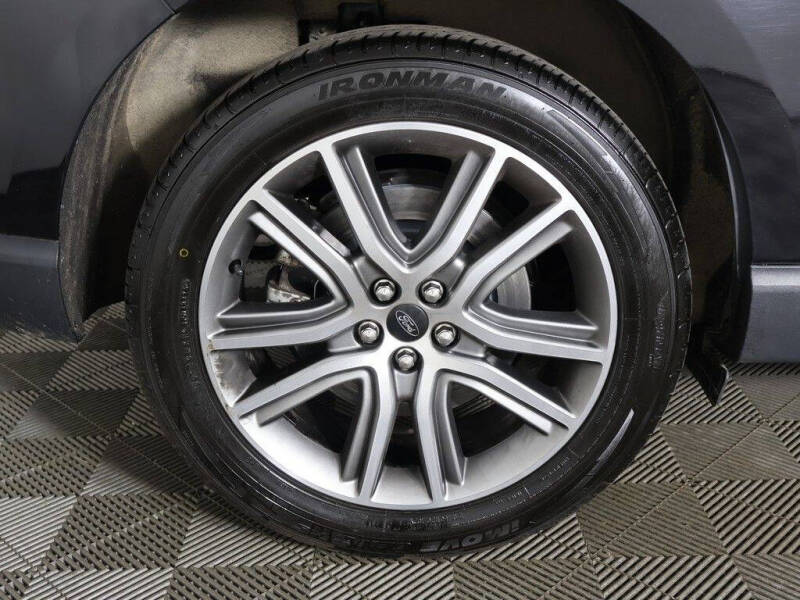 2023 Ford Edge Titanium