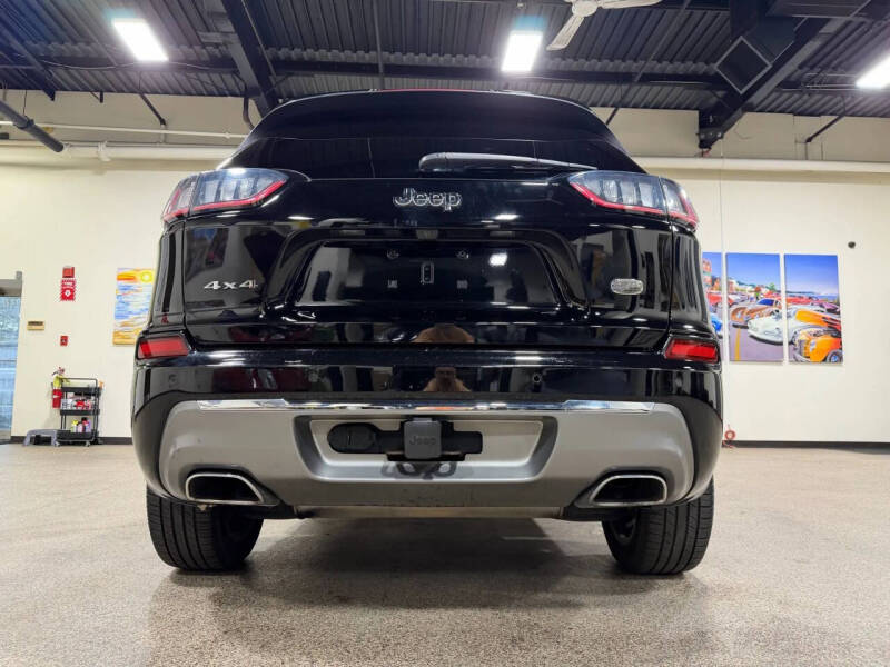 2019 Jeep Cherokee Overland