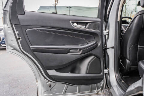 2023 Ford Edge Titanium