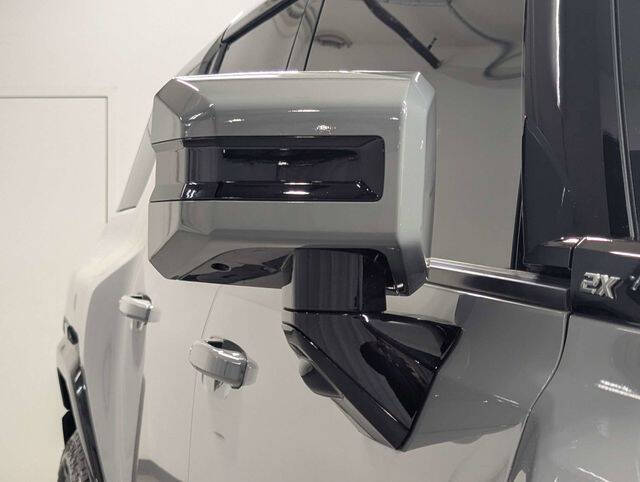 2024 GMC HUMMER EV 2X