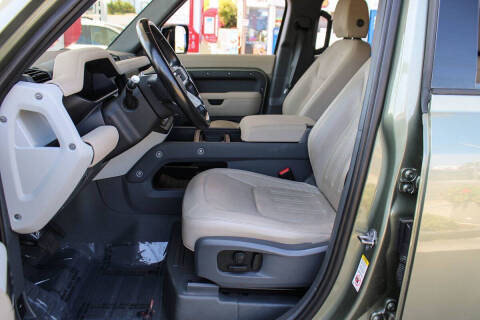 2021 Land Rover Defender 110 SE