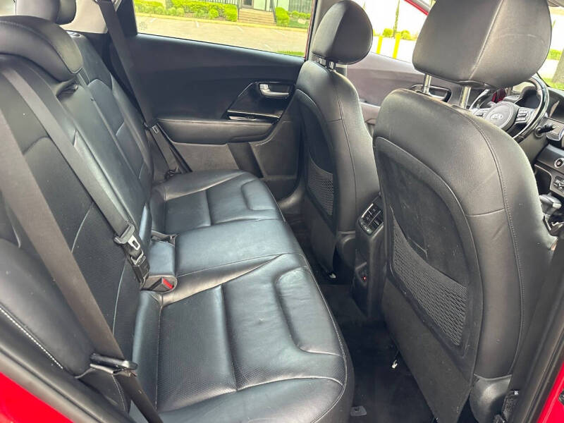 2017 Kia Niro Touring
