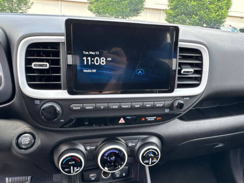 2025 Hyundai Venue Limited