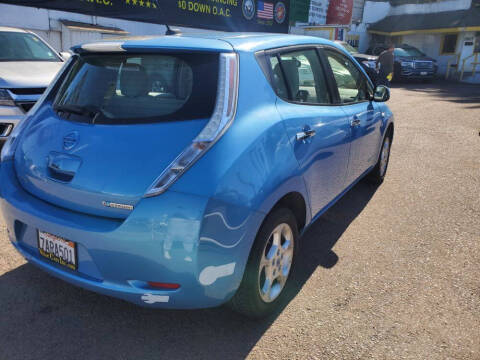 2011 Nissan LEAF SL