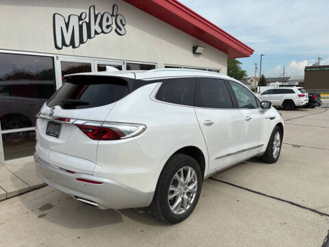 2024 Buick Enclave Essence