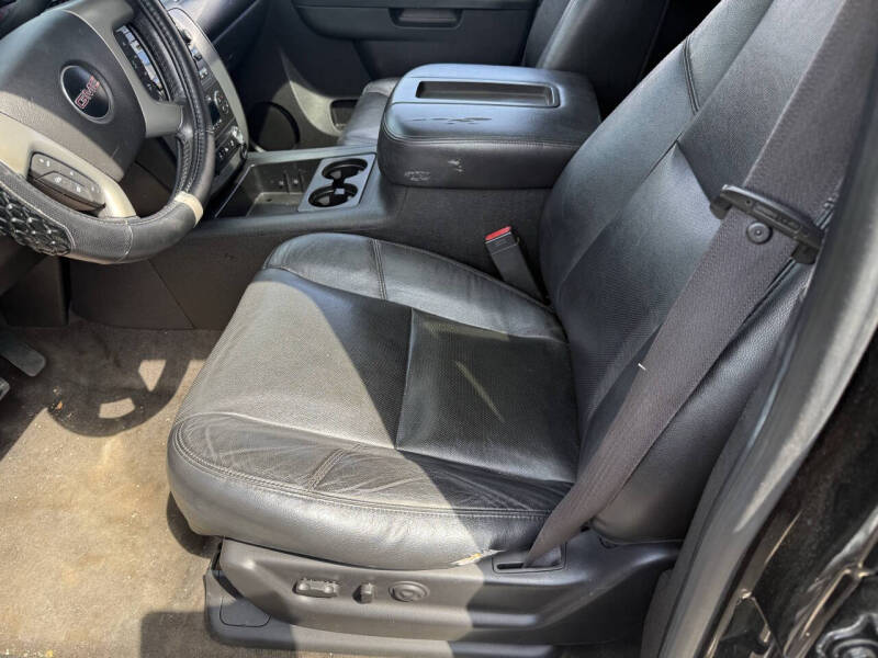 2012 GMC Yukon XL SLT