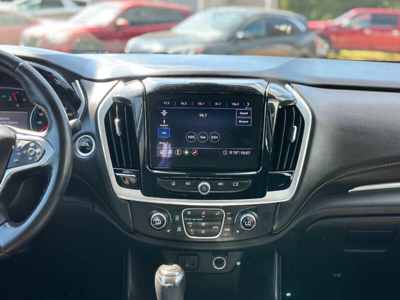 2020 Chevrolet Traverse LT Cloth