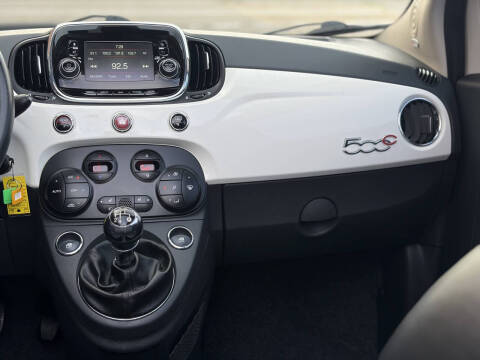 2017 FIAT 500c Lounge