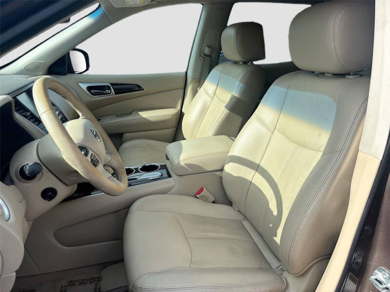 2015 Nissan Pathfinder Platinum