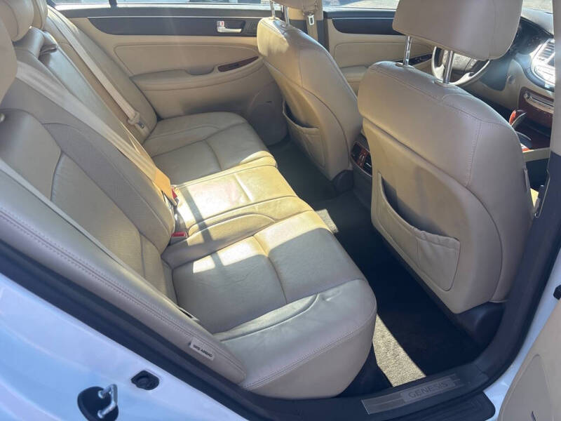2012 Hyundai Genesis 3.8L V6