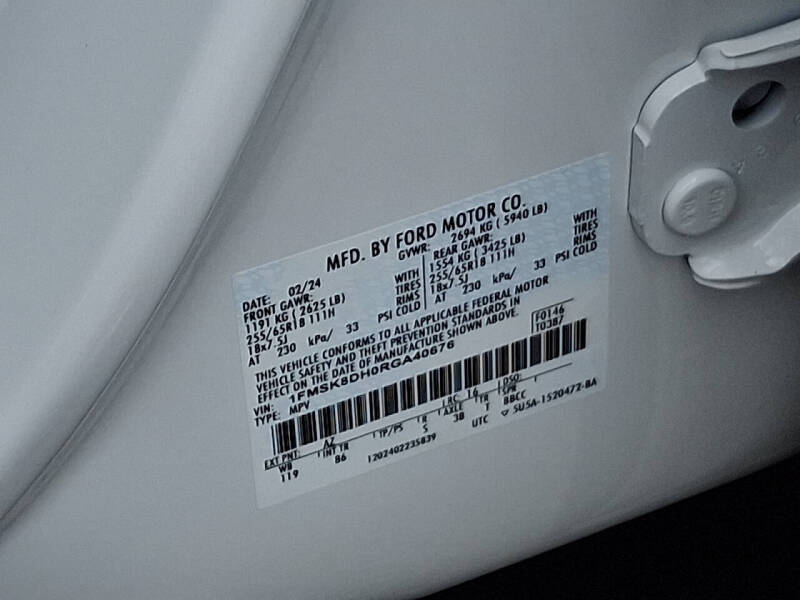 2024 Ford Explorer XLT