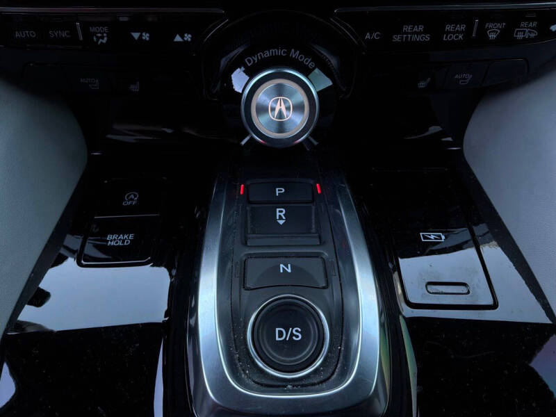 2022 Acura MDX w/Tech