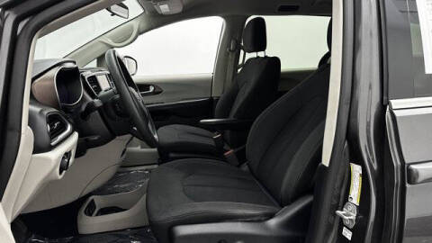 2019 Chrysler Pacifica LX