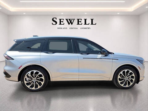 2024 Lincoln Nautilus Reserve