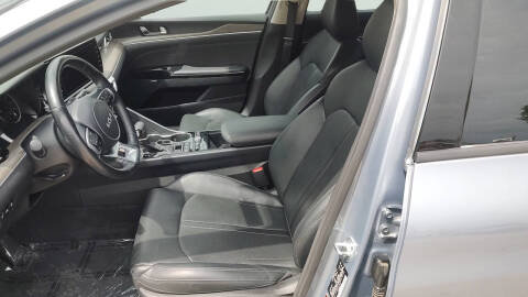 2023 Kia K5 EX