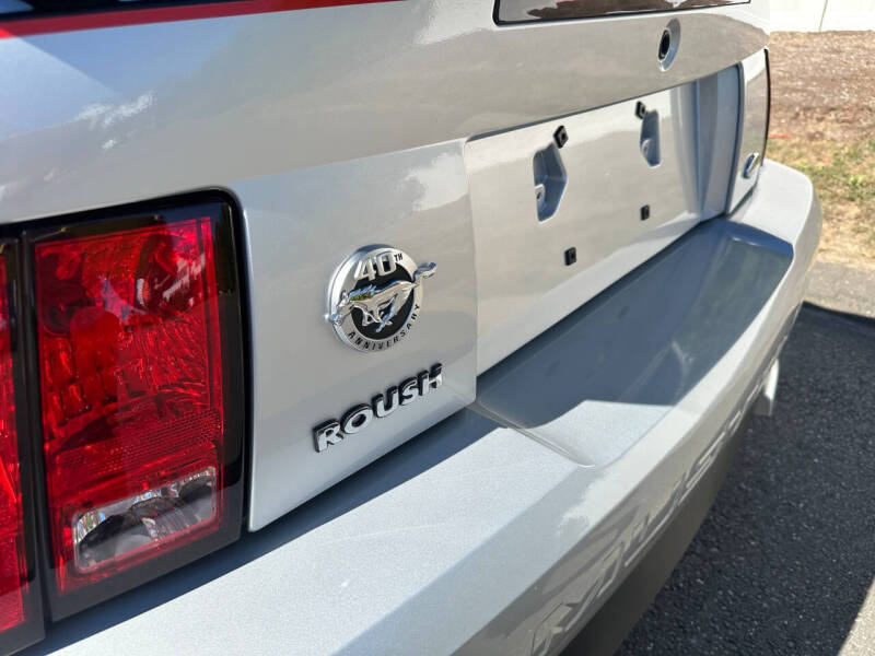 2004 Ford Mustang GT Deluxe