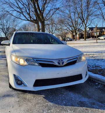 2012 Toyota Camry Hybrid for sale at Car Deals Chicago in Chicago IL