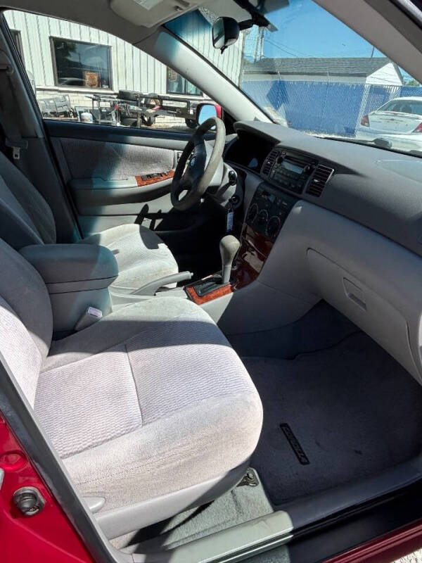 2006 Toyota Corolla LE