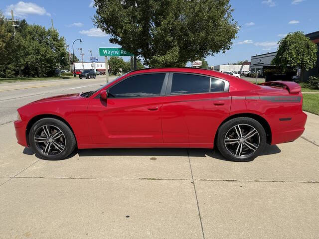 2014 Dodge Charger SXT Plus