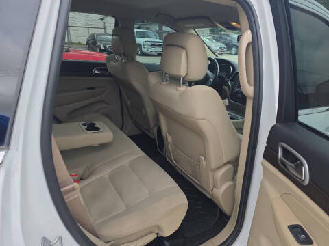 2018 Jeep Grand Cherokee Laredo