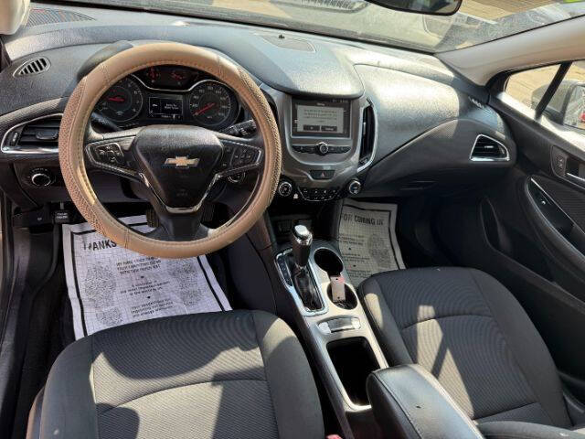 2017 Chevrolet Cruze LT Auto