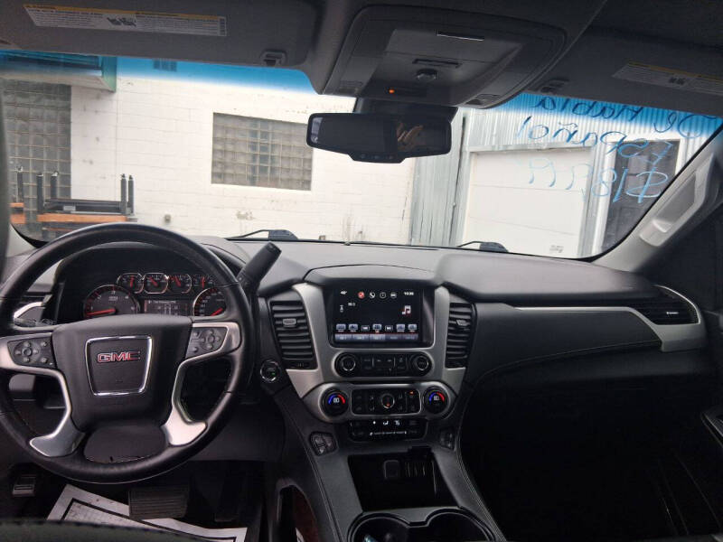 2016 GMC Yukon XL SLT