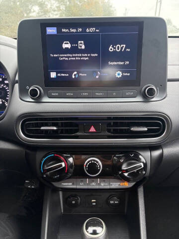 2022 Hyundai Kona SE