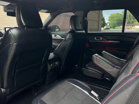 2025 Ford Explorer ST