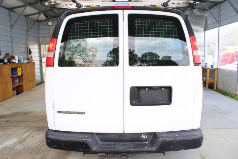 2017 Chevrolet Express 2500