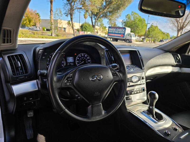 2015 Infiniti Q60 Coupe Journey