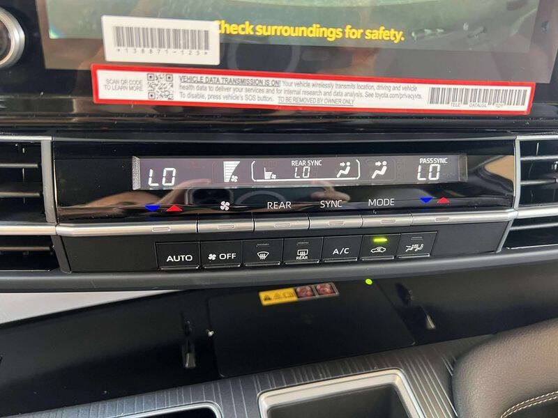 2026 Toyota Sienna LE 8-Passenger