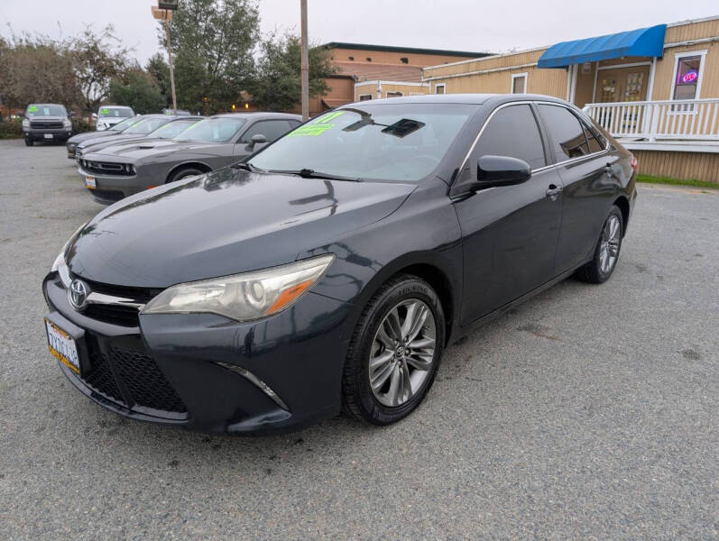 2017 Toyota Camry SE