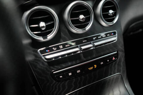 2021 Mercedes-Benz GLC GLC 300