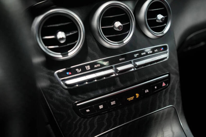 2021 Mercedes-Benz GLC GLC 300