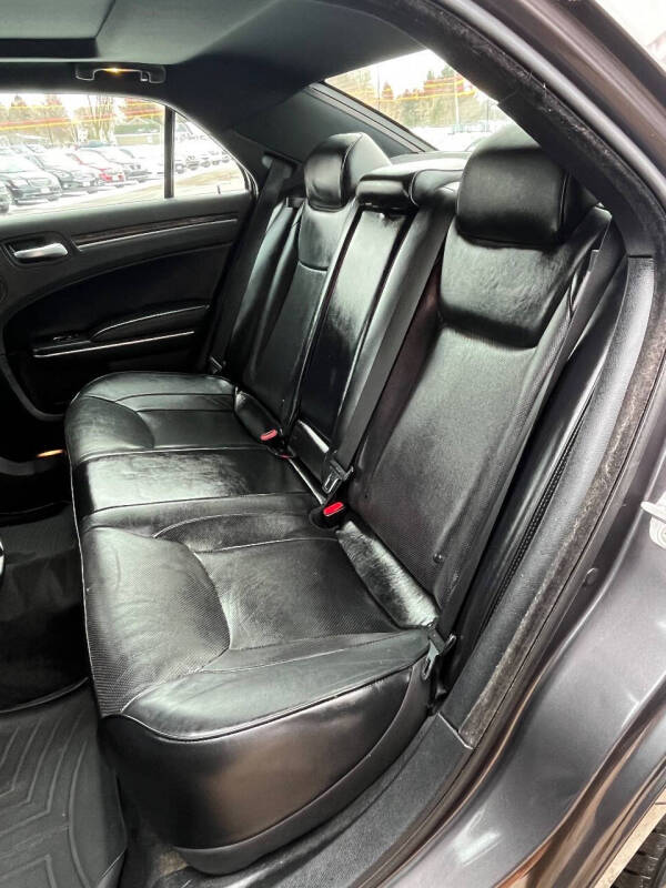 2013 Chrysler 300 C