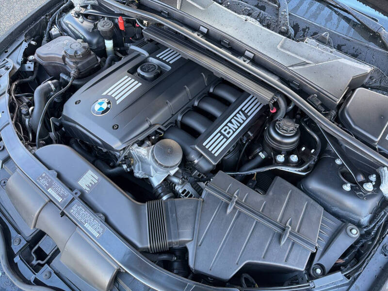 2011 BMW 3 Series 328i