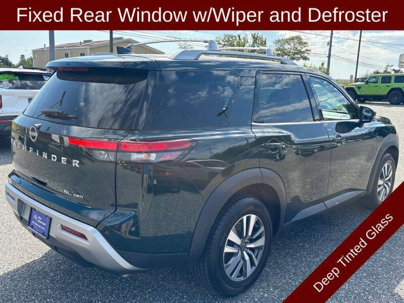 2023 Nissan Pathfinder SL