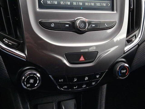 2017 Chevrolet Cruze LT Auto