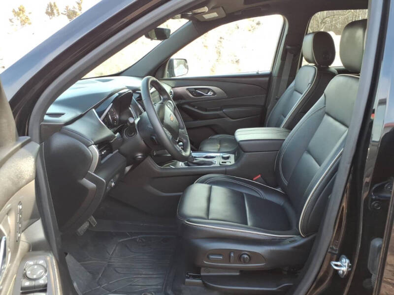 2023 Chevrolet Traverse Premier