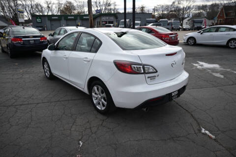 2011 Mazda MAZDA3 i Touring