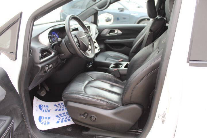 2018 Chrysler Pacifica Touring L Plus